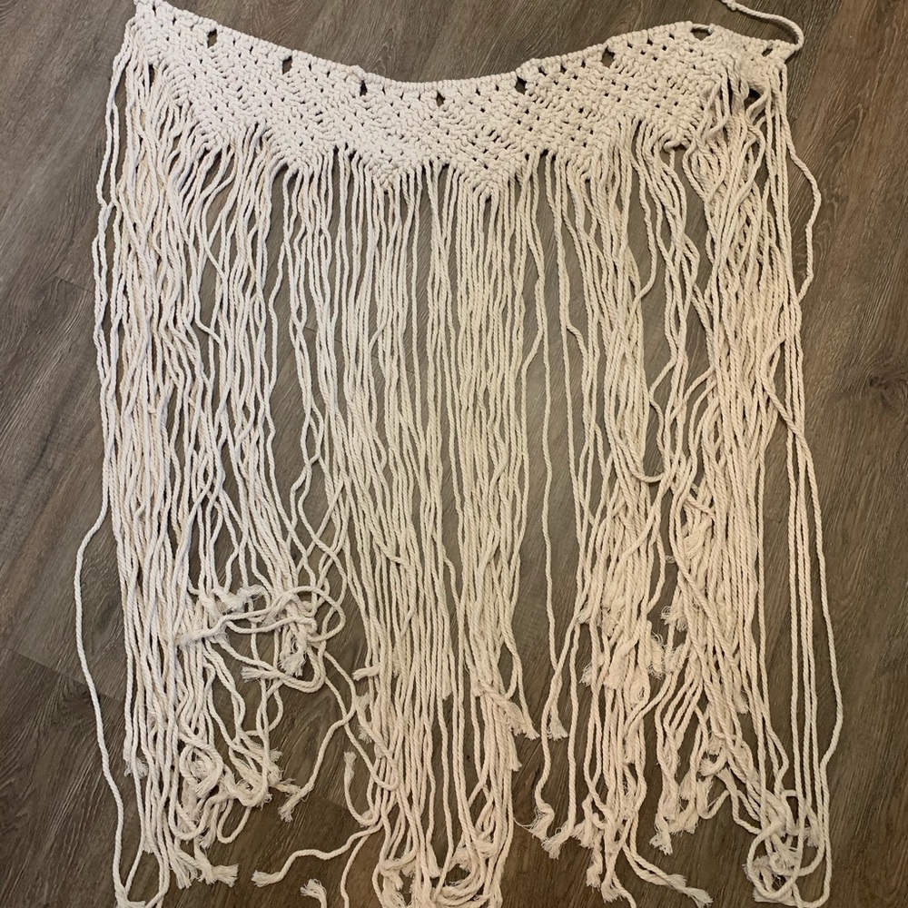 Macrame wall hanging